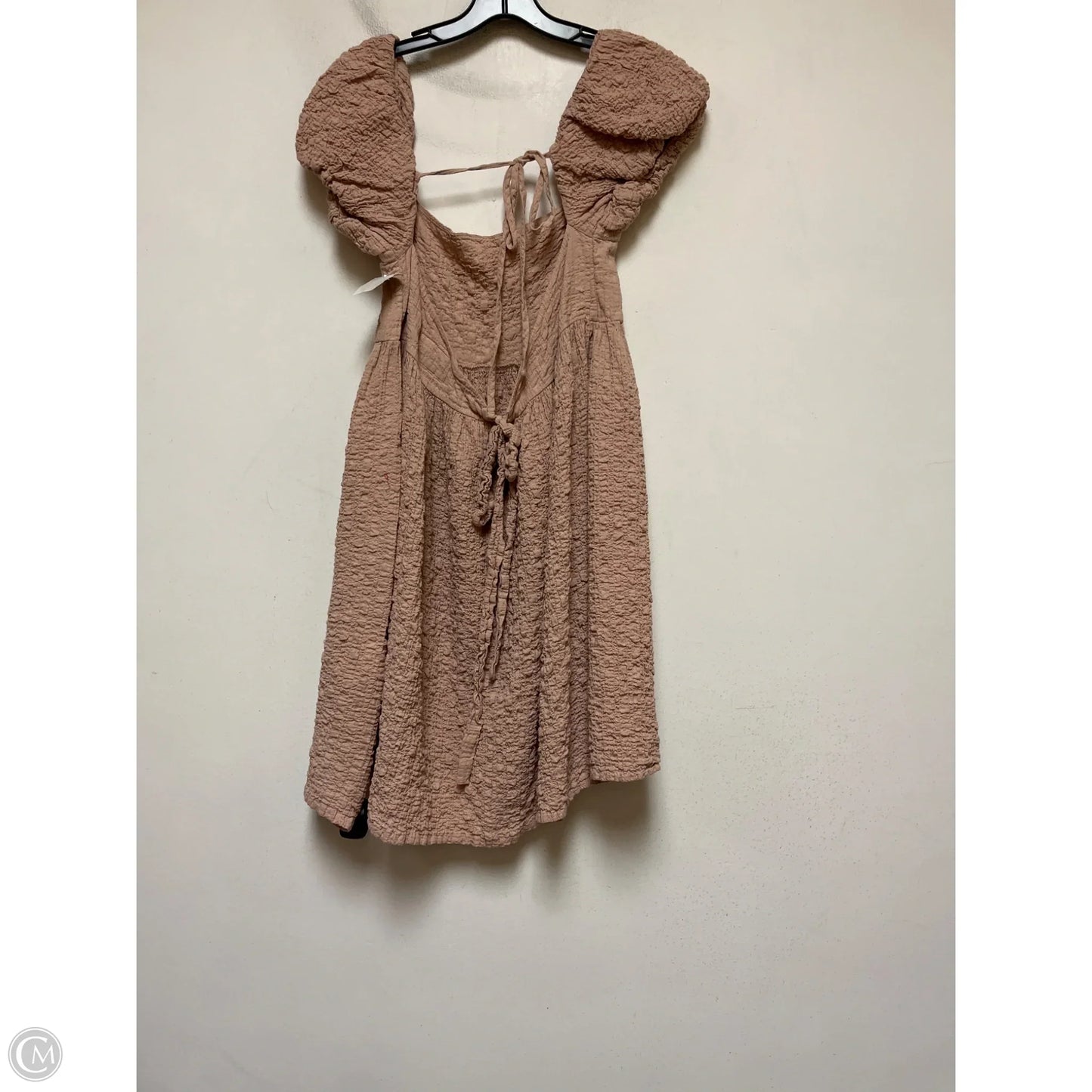 Dress Casual Short By Clothes Mentor In Tan, Size: Osfm