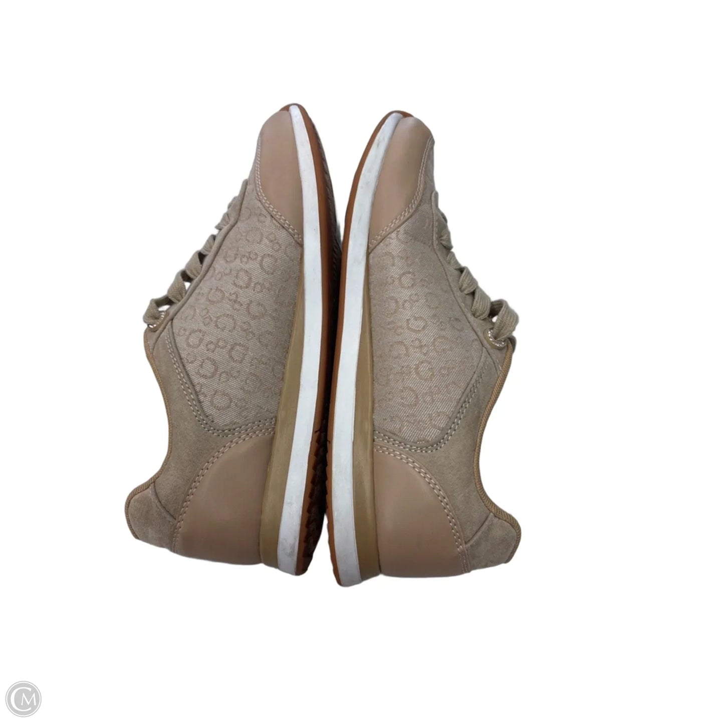 Shoes Sneakers By Guess In Tan, Size: 8.5