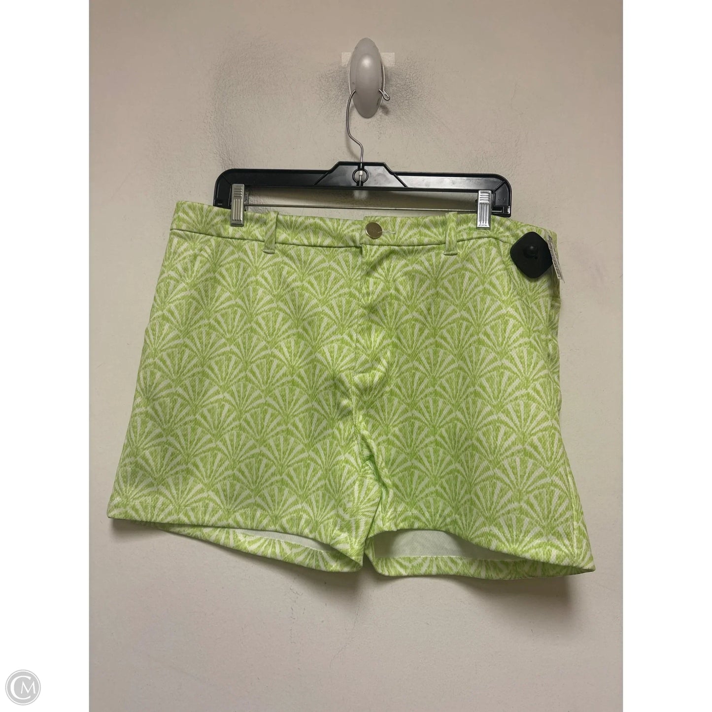 Shorts By Clothes Mentor In Green, Size: 16
