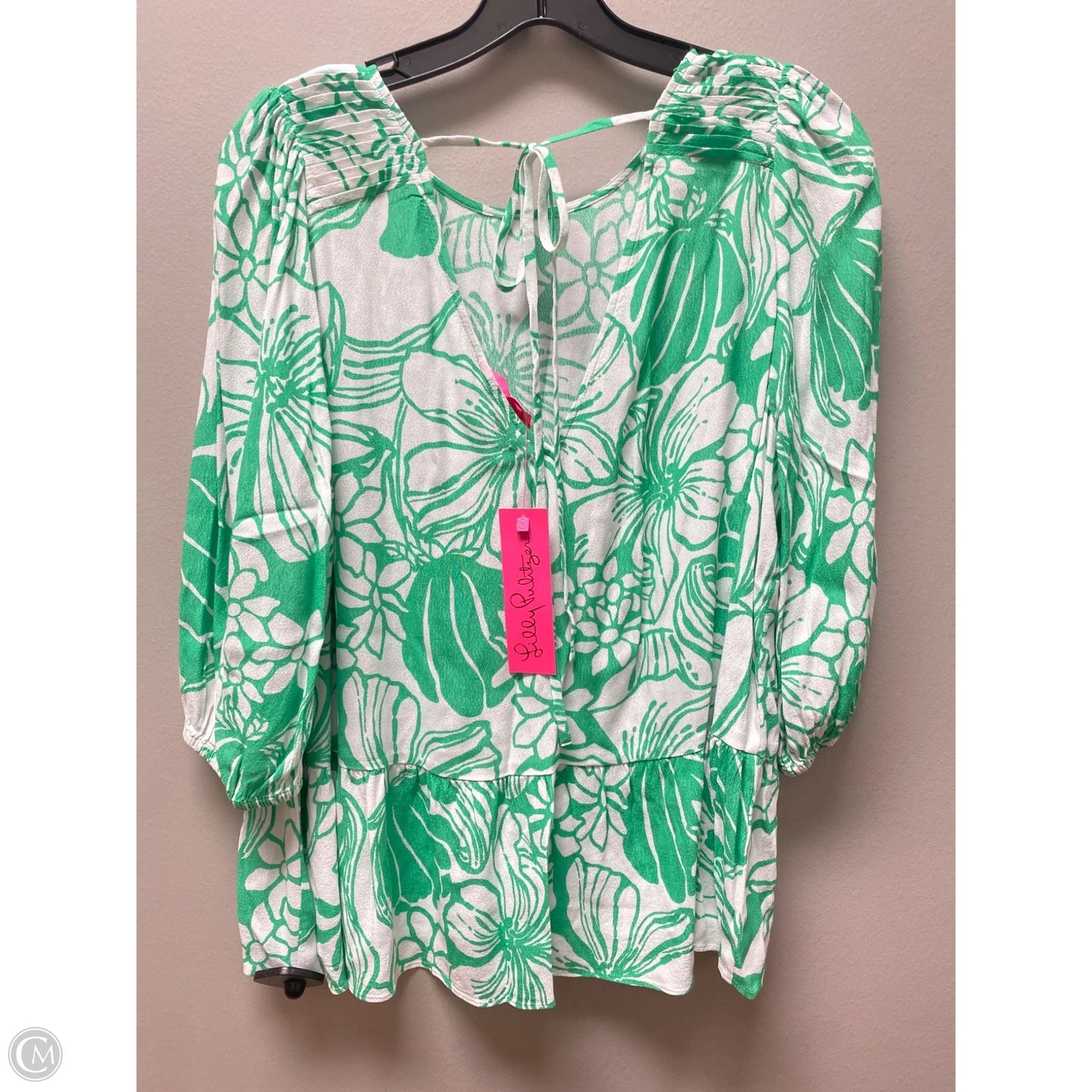 Top Short Sleeve Designer By Lilly Pulitzer In Green & White, Size: L