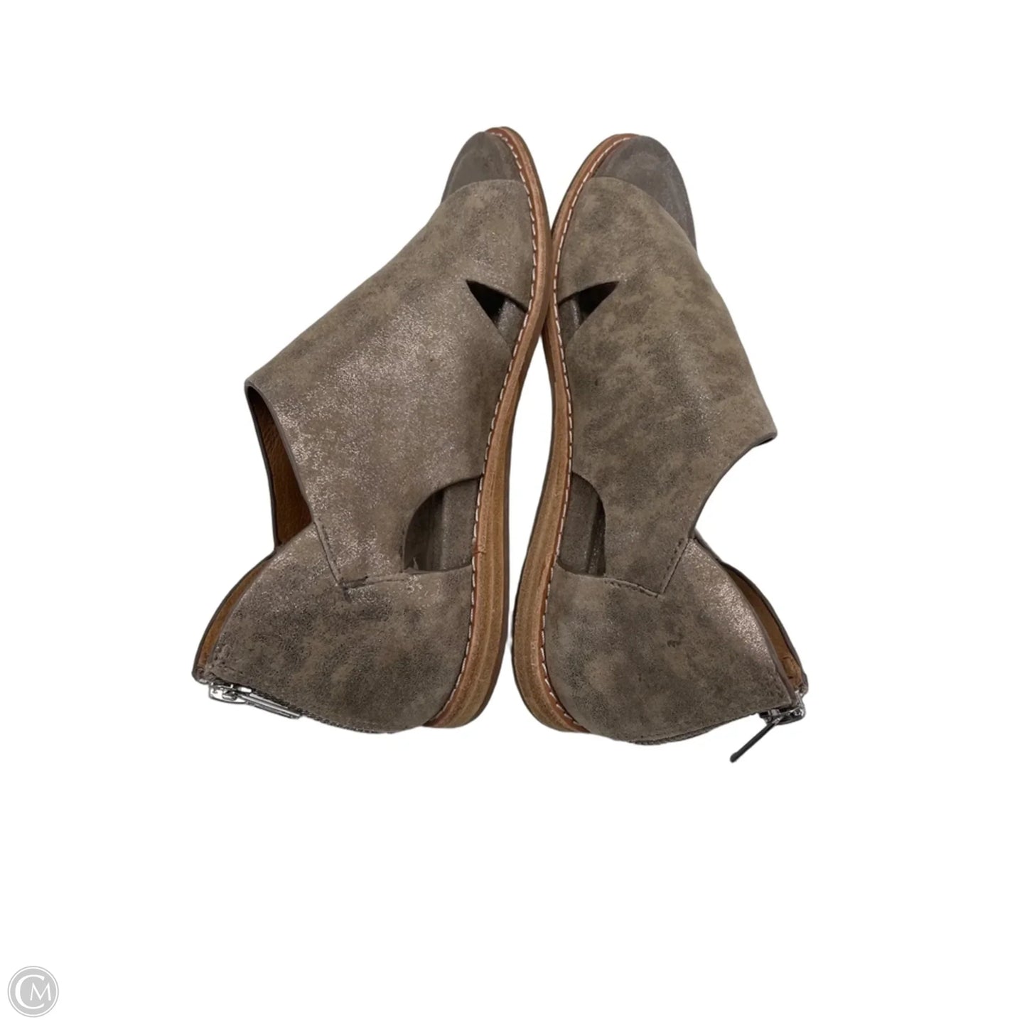 Sandals Flats By Sofft In Brown & Gold, Size: 6