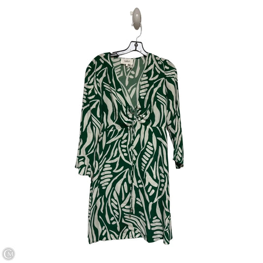Dress Casual Short By Clothes Mentor In Cream & Green, Size: L