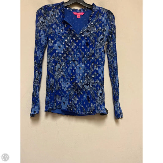 Top Long Sleeve Designer By Lilly Pulitzer In Blue & Silver, Size: Xs