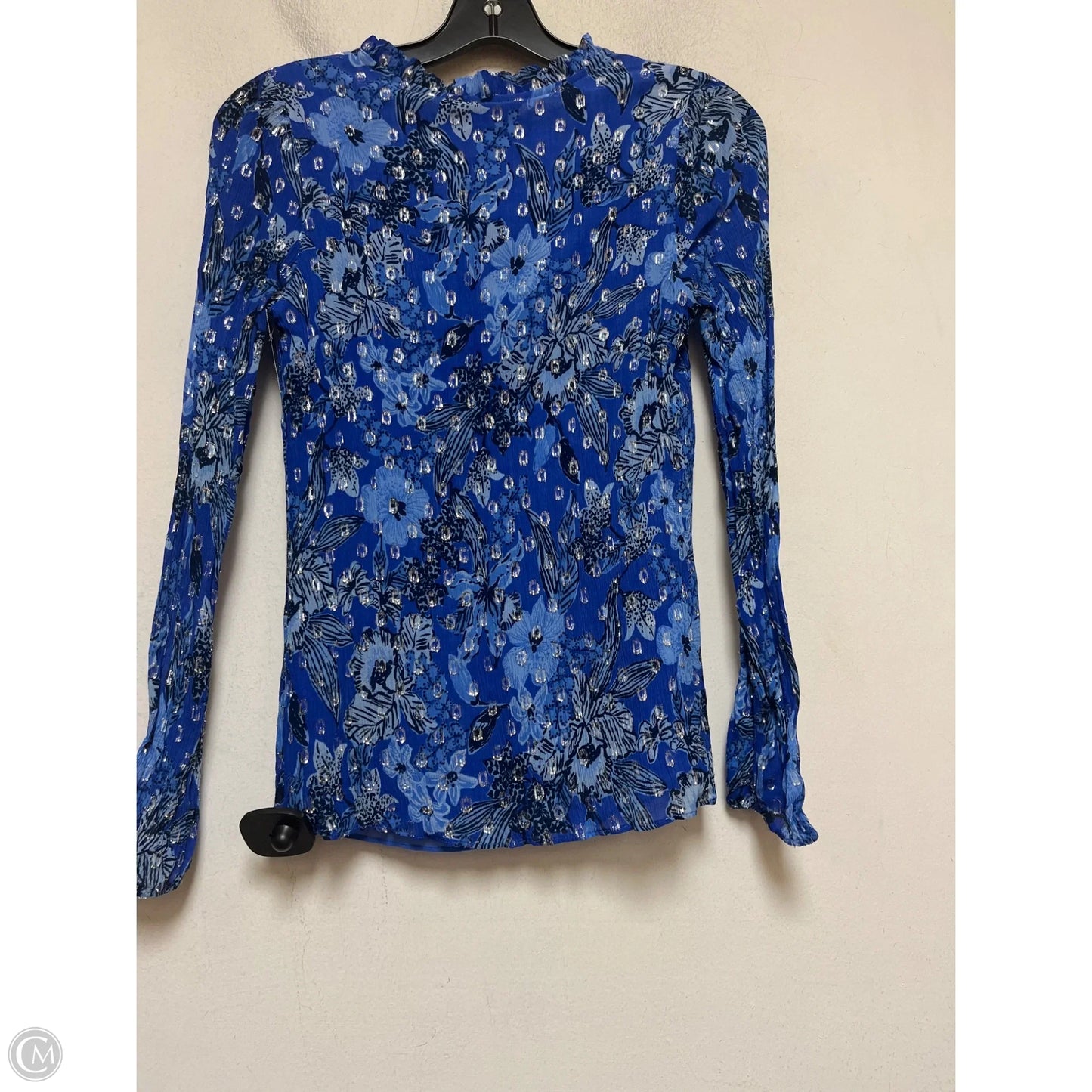 Top Long Sleeve Designer By Lilly Pulitzer In Blue & Silver, Size: Xs