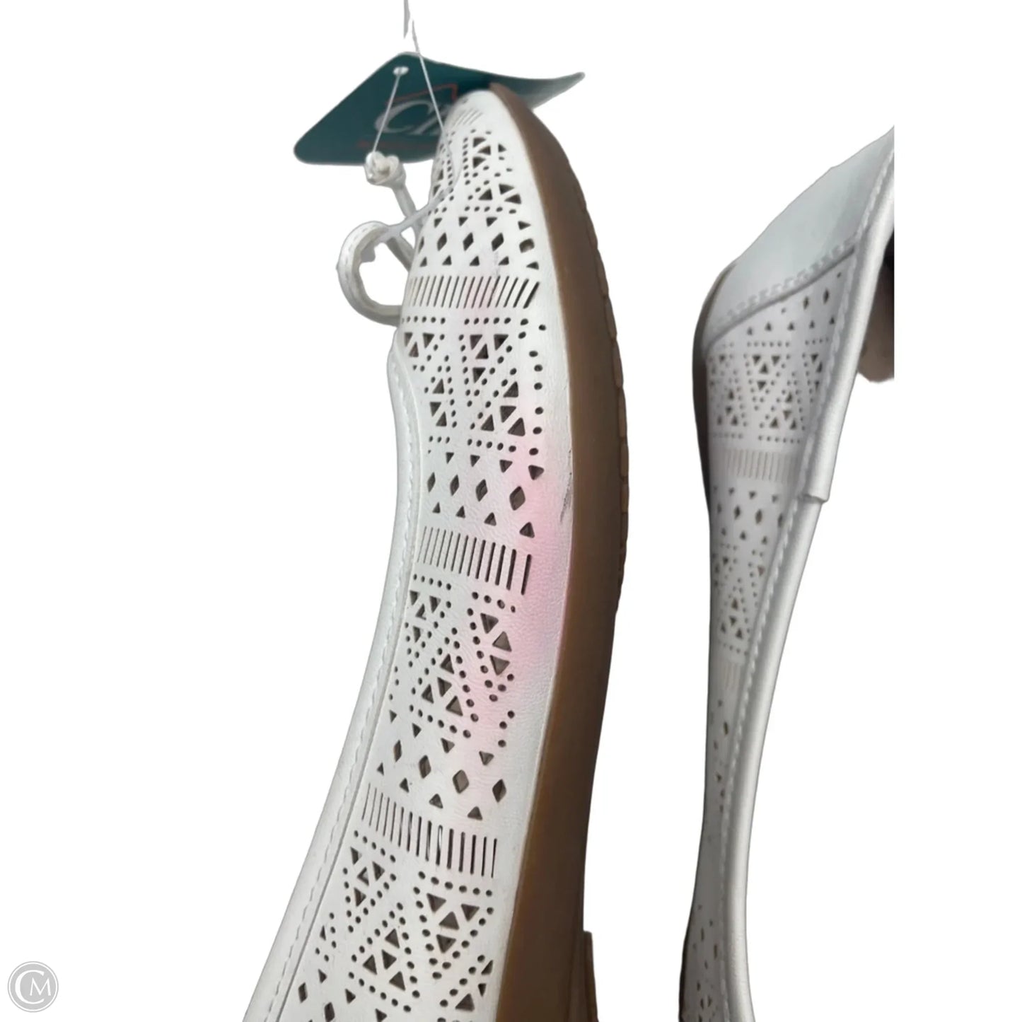 Shoes Flats By Cliffs By White Mountain In White, Size: 8.5