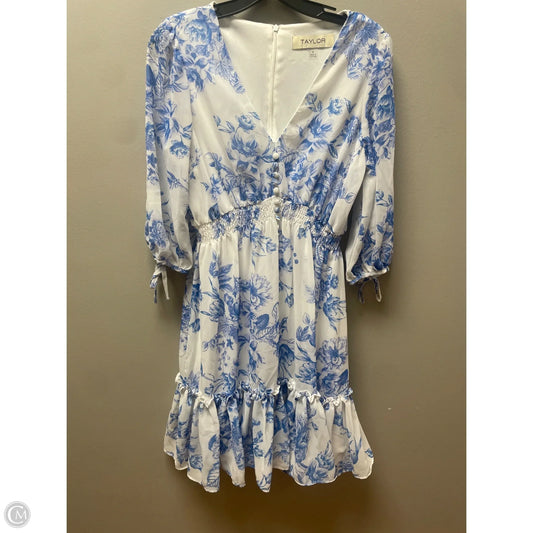Dress Casual Short By Taylor In Blue & White, Size: S