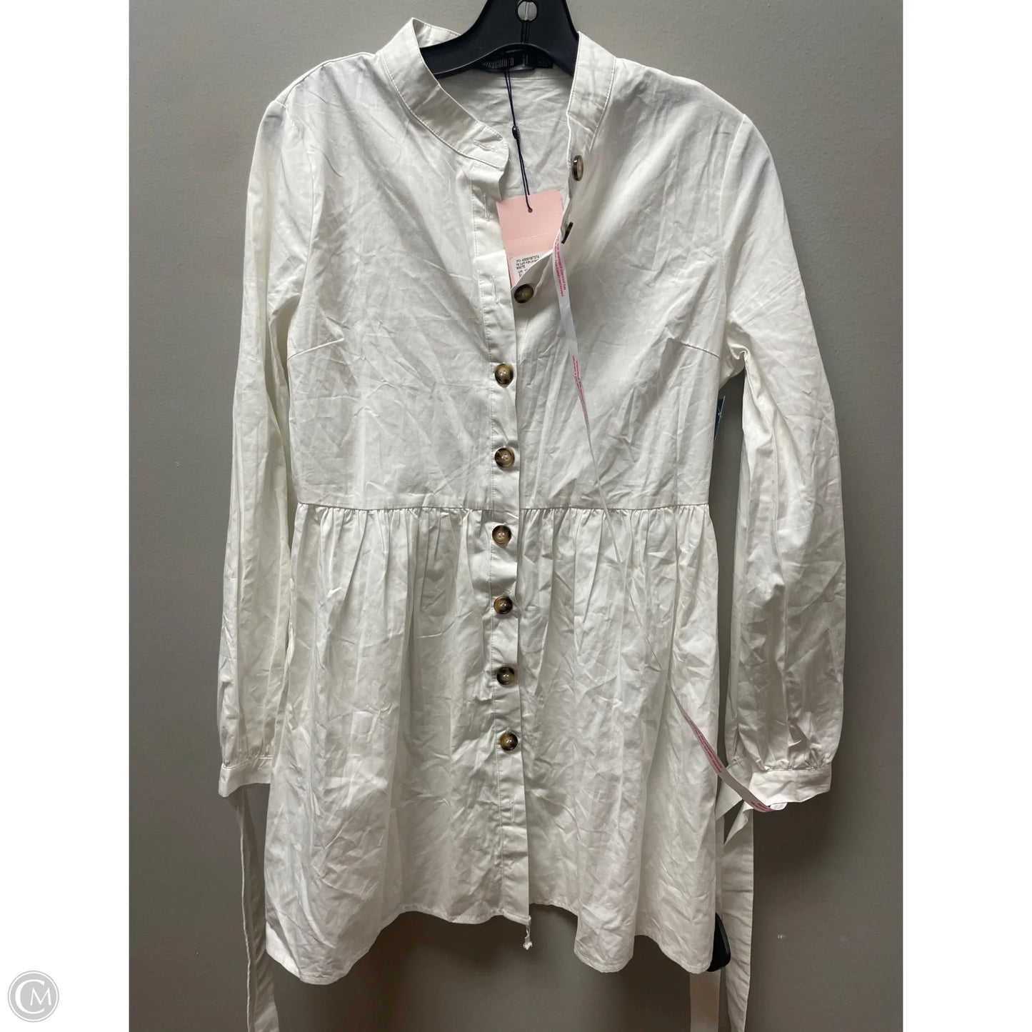 Dress Casual Short By Missguided In White, Size: S