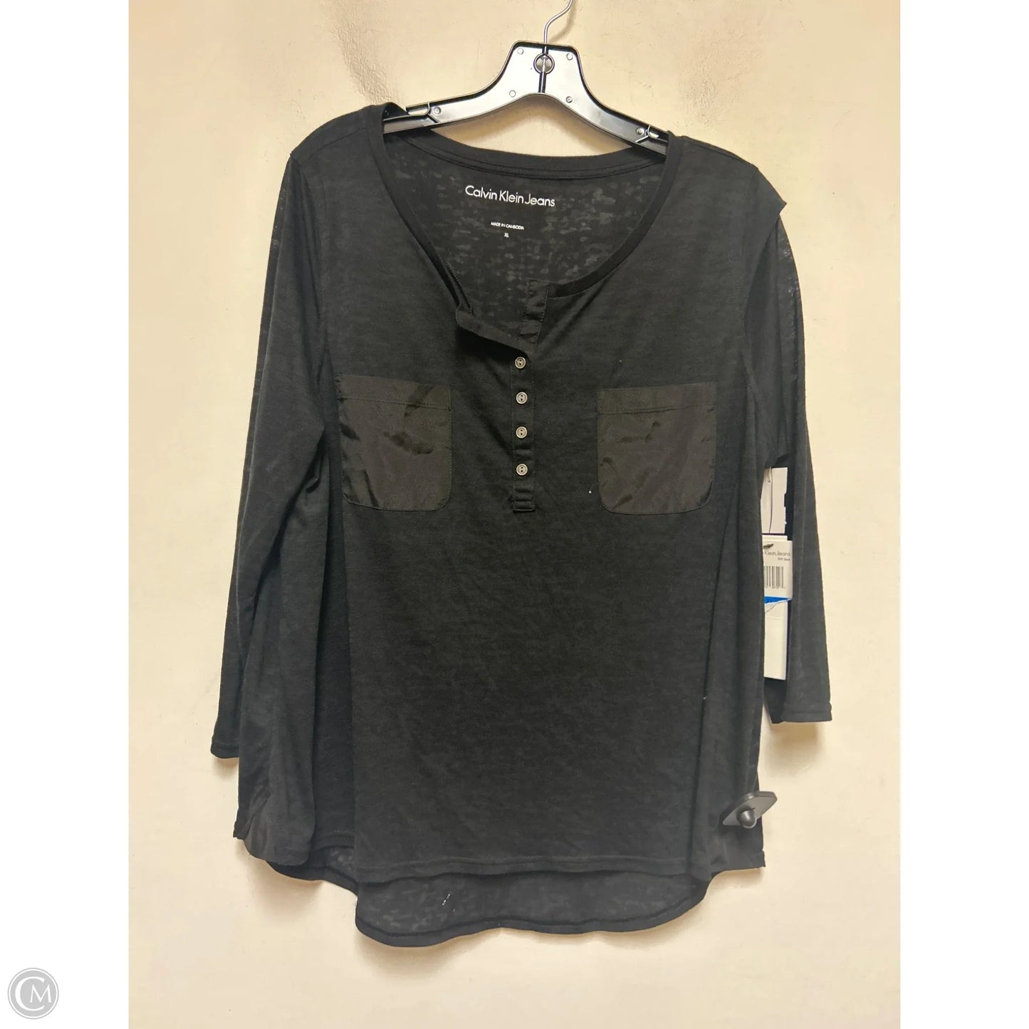 Top Short Sleeve By Calvin Klein In Black, Size: Xl