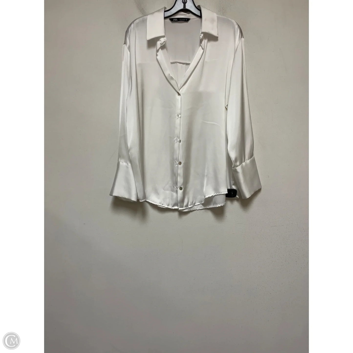 Top Long Sleeve By Zara In White, Size: L