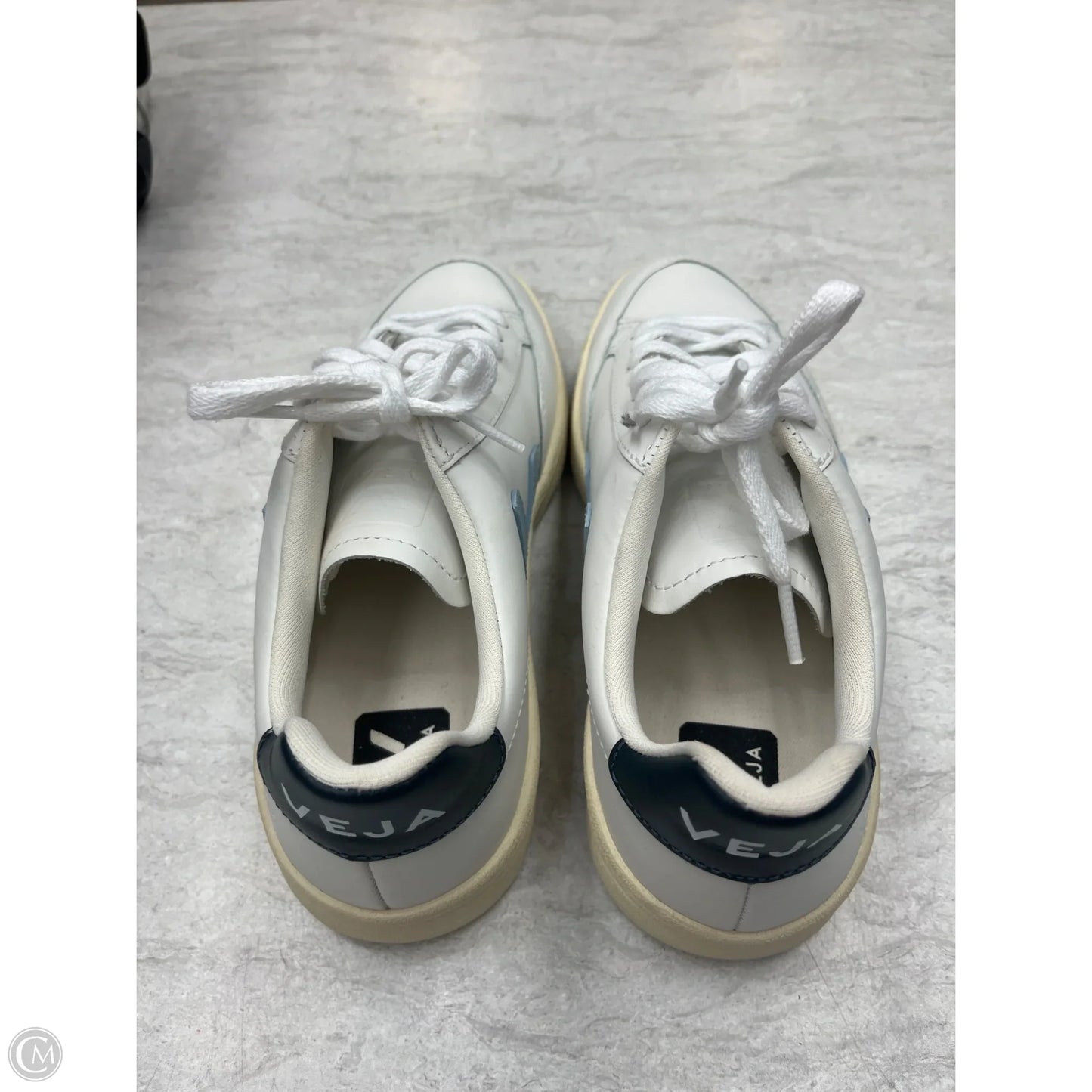 Shoes Sneakers By Veja In Blue & White, Size: 7