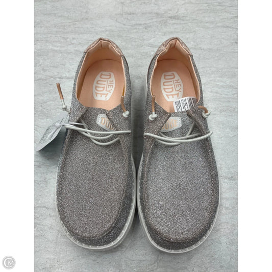 Shoes Flats By Hey Dude In Silver, Size: 7