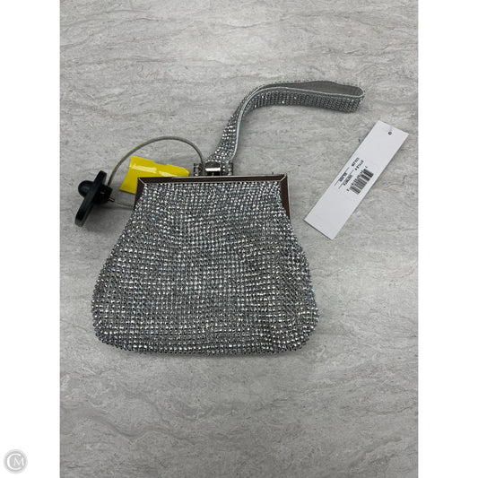 Clutch By Clothes Mentor, Size: Small