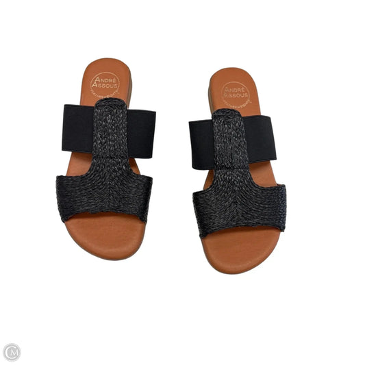 Sandals Flats By Clothes Mentor In Black & Brown, Size: 8