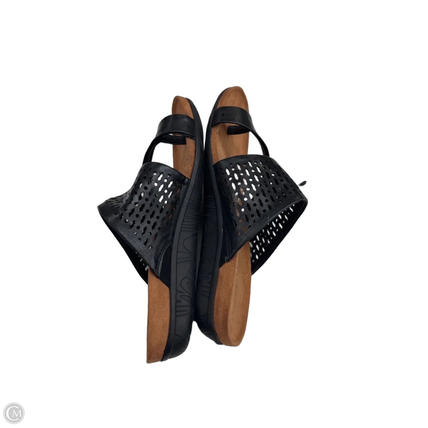 Sandals Flats By Bare Traps In Black & Brown, Size: 8