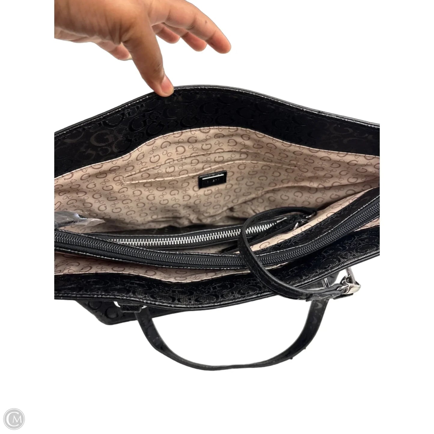 Handbag By Guess, Size: Medium