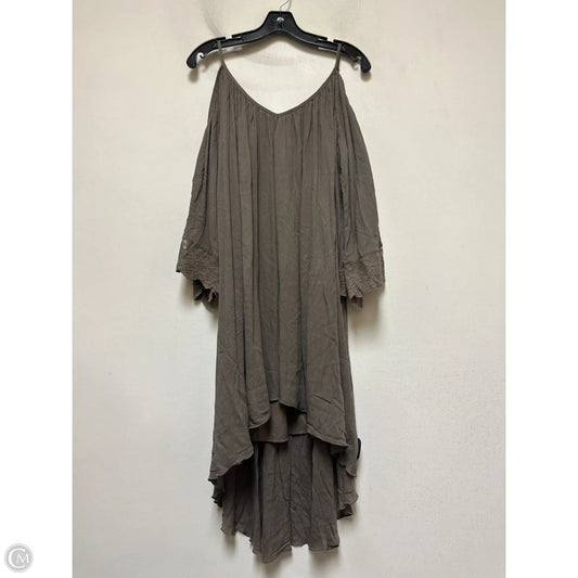Dress Casual Short By Clothes Mentor In Grey, Size: M