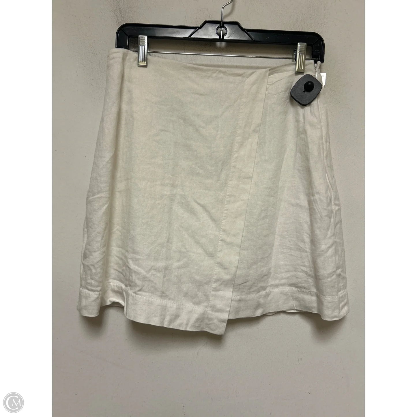 Skirt Mini & Short By A New Day In White, Size: 4
