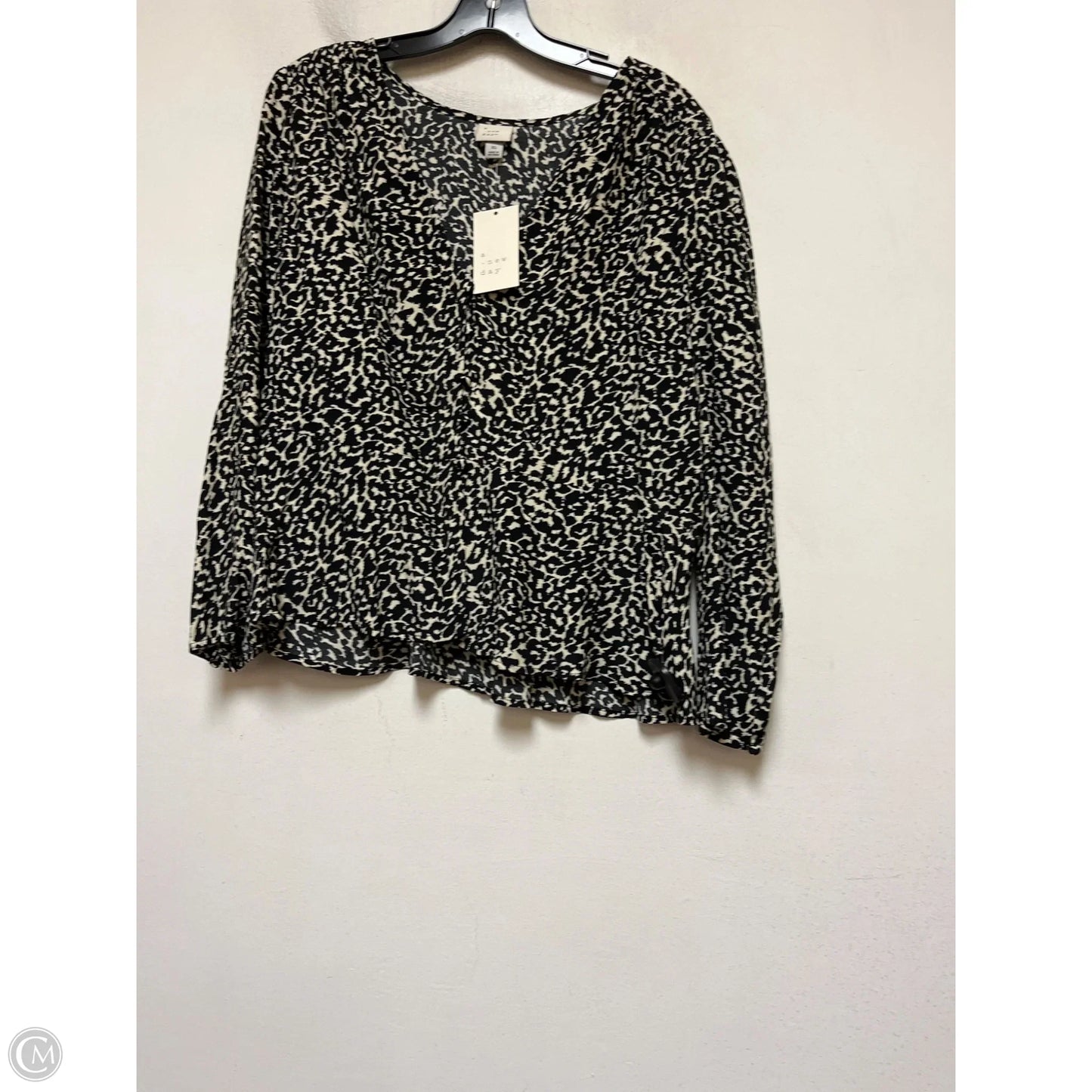 Top Long Sleeve By A New Day In Animal Print, Size: Xl