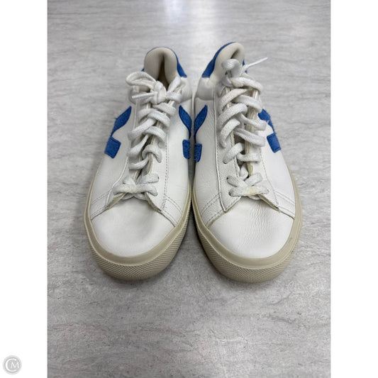 Shoes Sneakers By Veja In Blue & White, Size: 8