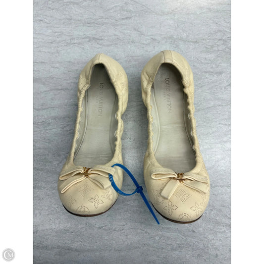 Shoes Luxury Designer By Louis Vuitton In Ivory, Size: 8