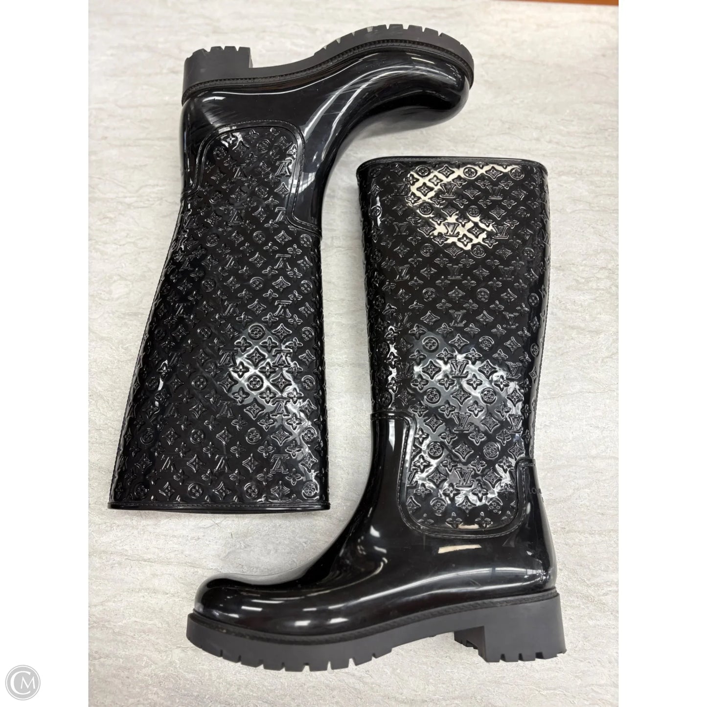 Boots Luxury Designer By Louis Vuitton In Black, Size: 9