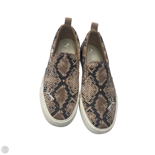 Shoes Flats By Puma In Snakeskin Print, Size: 7