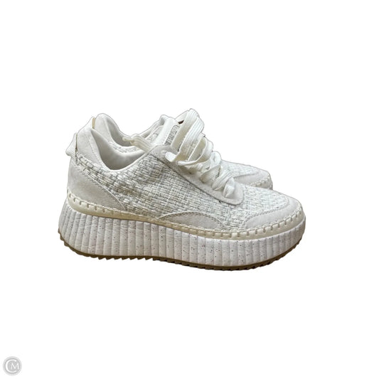 Shoes Sneakers By Universal Thread In White, Size: 7.5