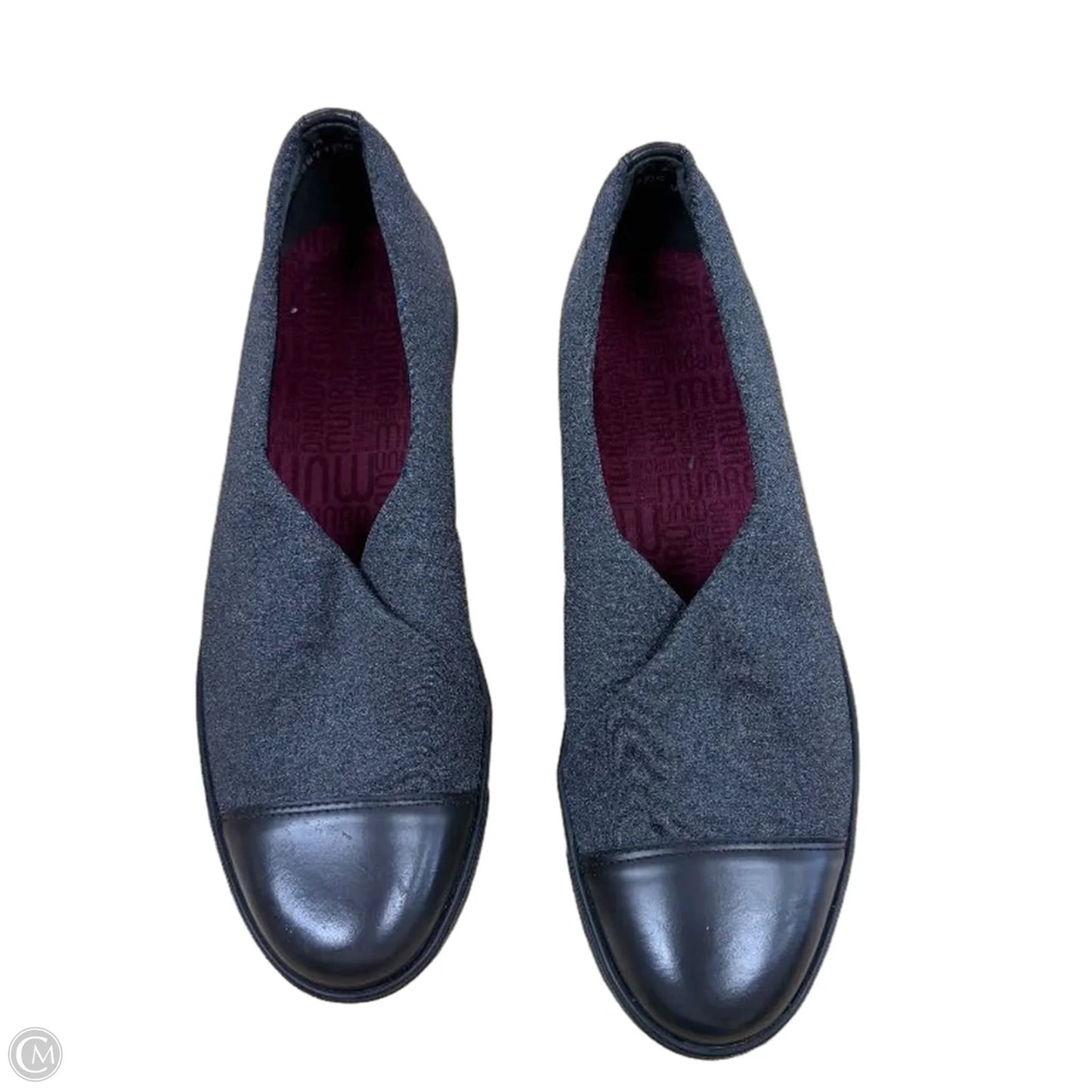 Shoes Flats By Munro In Grey, Size: 8