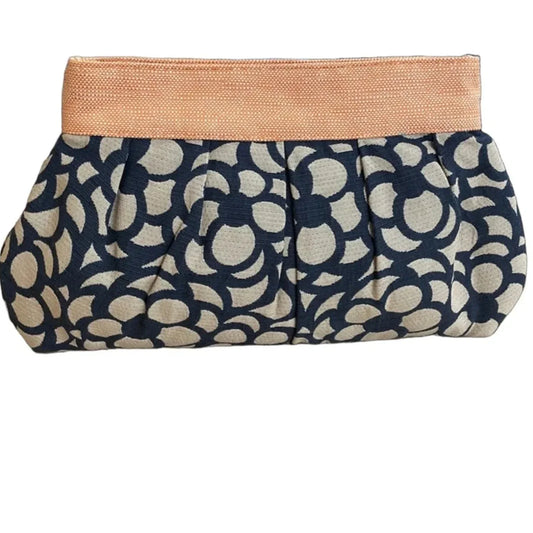 Clutch By 1154 Lill Studio , Size: Medium