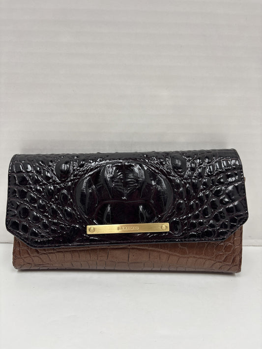 Wallet Designer By Brahmin  Size: Large