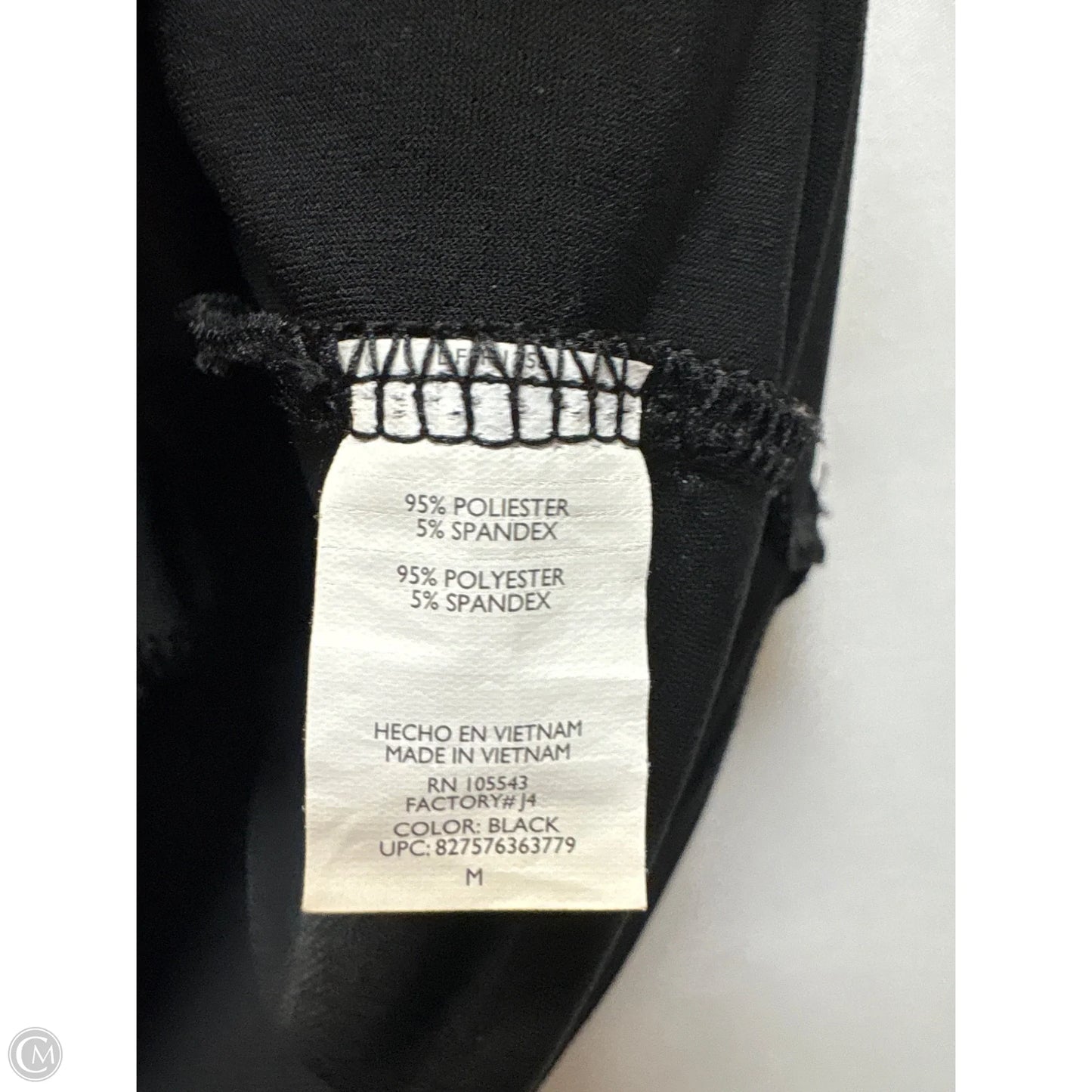 Top Short Sleeve By Daisy Fuentes In Black, Size: M