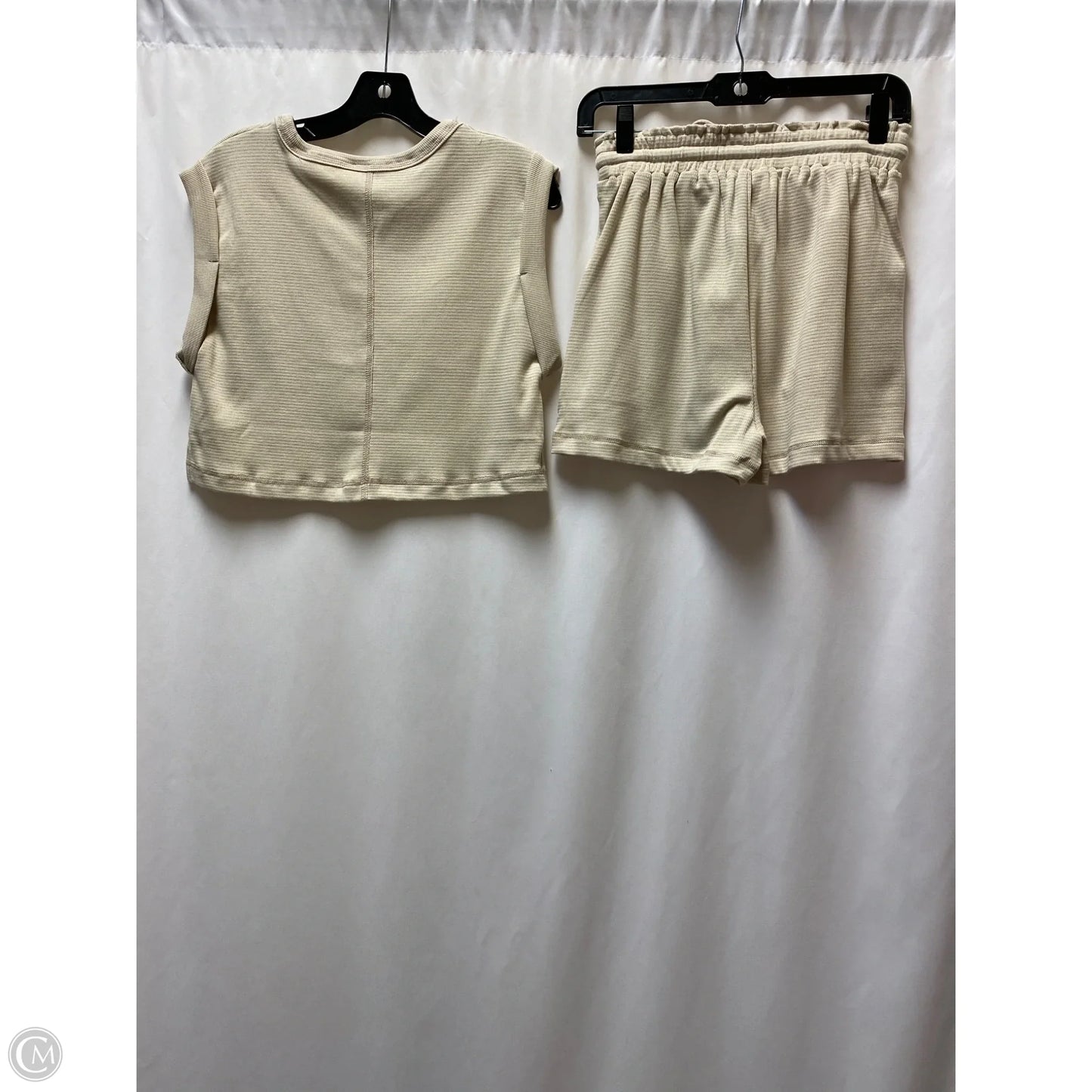 Shorts Set By Clothes Mentor In Beige, Size: S