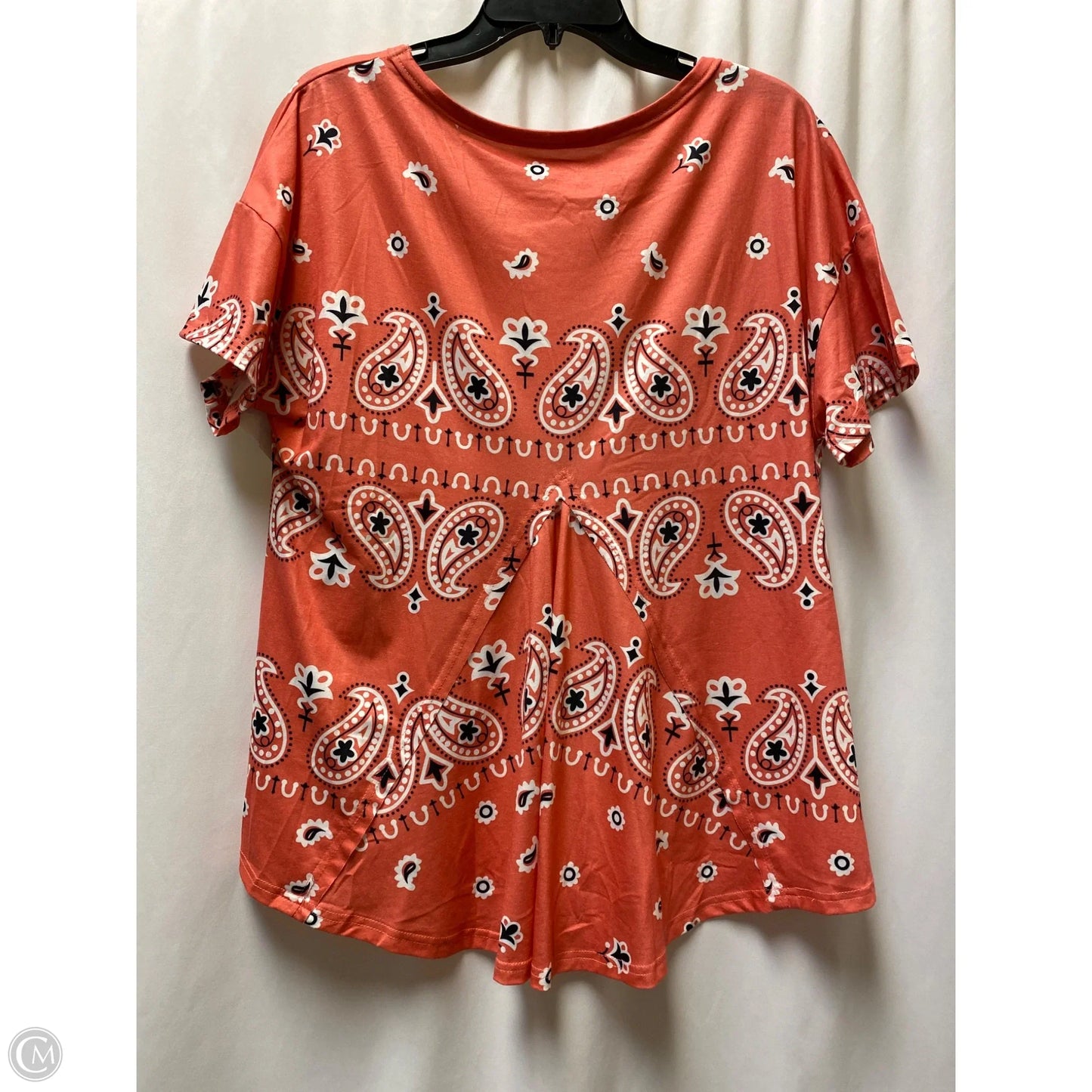 Top Short Sleeve By Clothes Mentor In Peach, Size: S