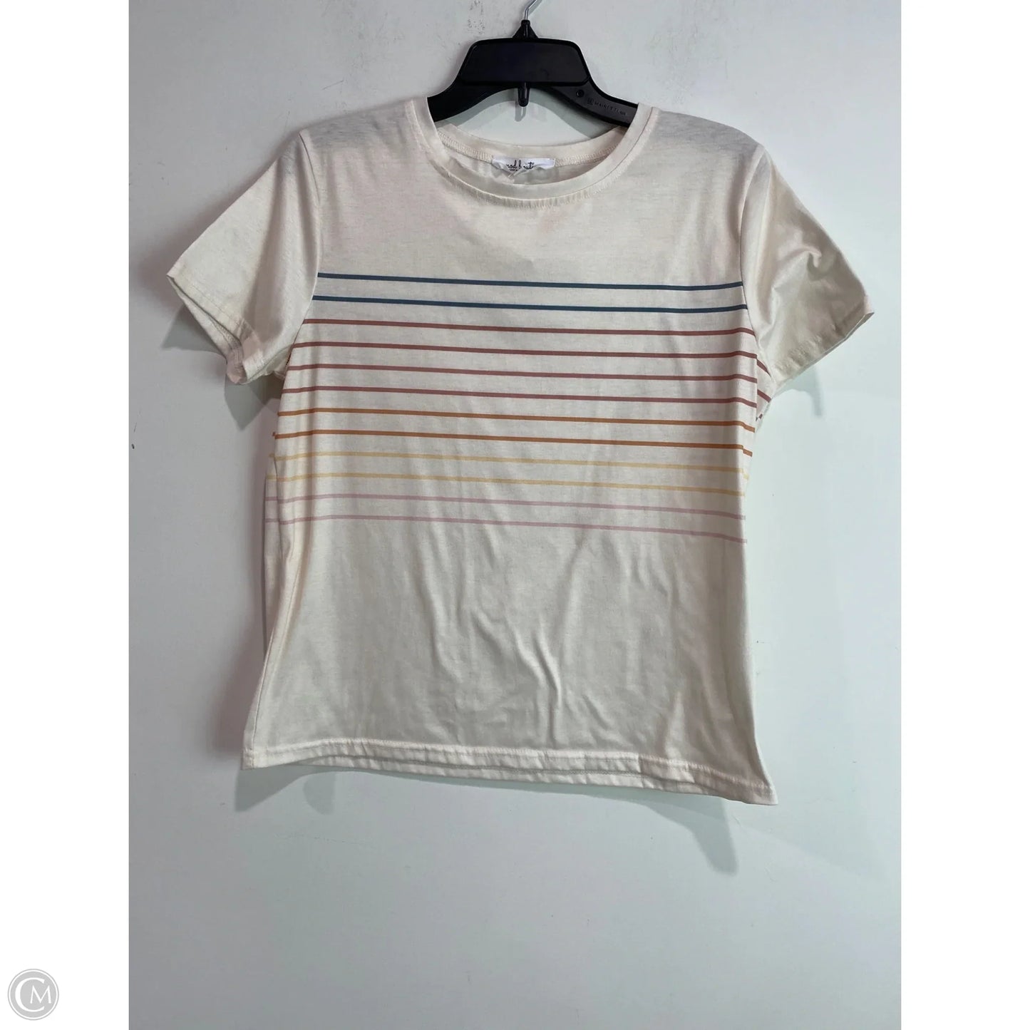 Top Short Sleeve By Clothes Mentor In Cream, Size: S
