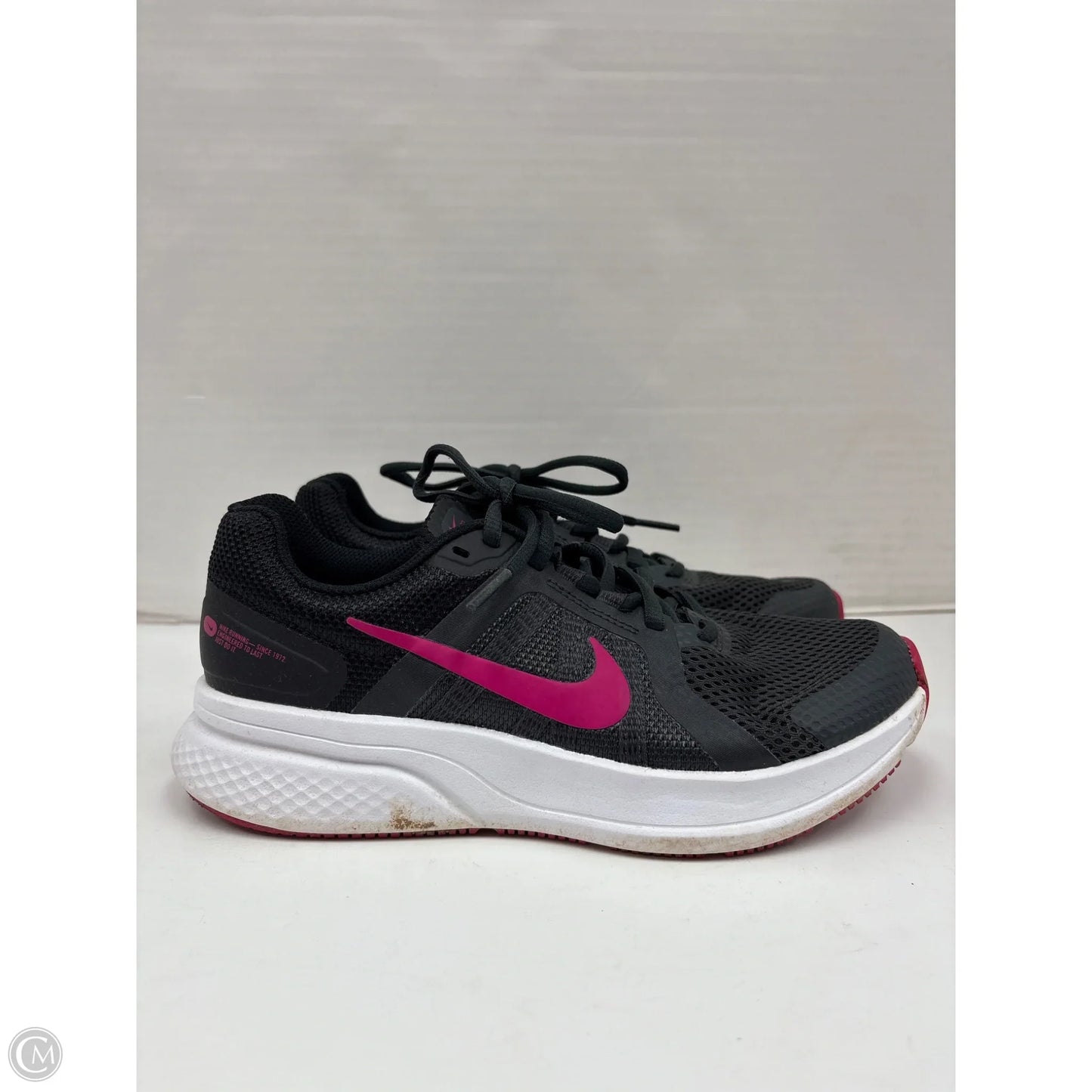 Shoes Athletic By Nike In Black, Size: 7