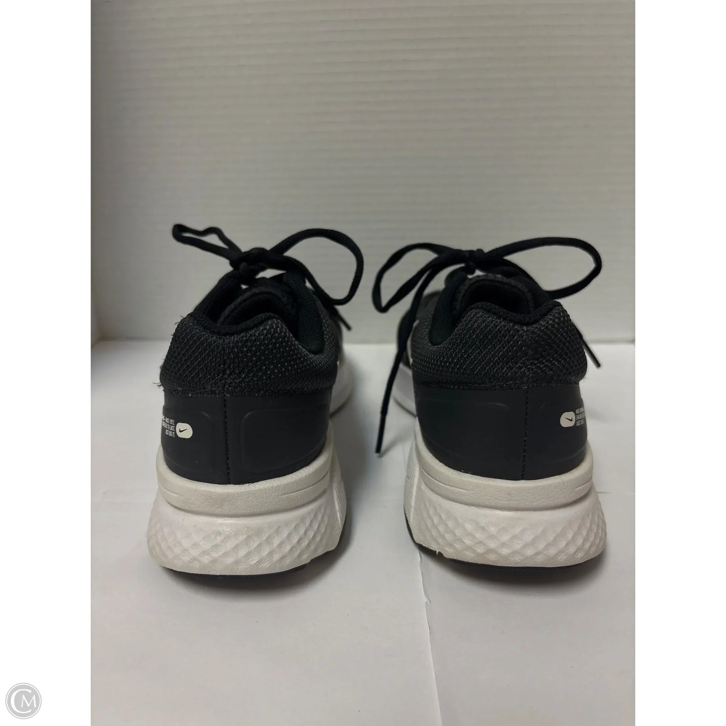 Shoes Athletic By Nike In Black, Size: 7