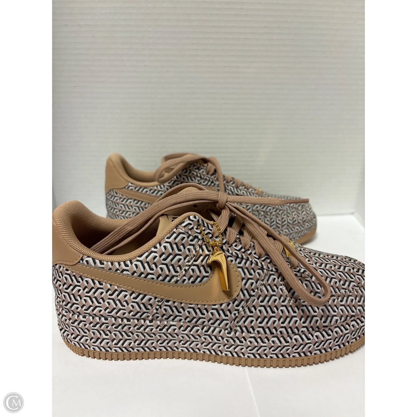 Shoes Athletic By Nike In Brown, Size: 8.5