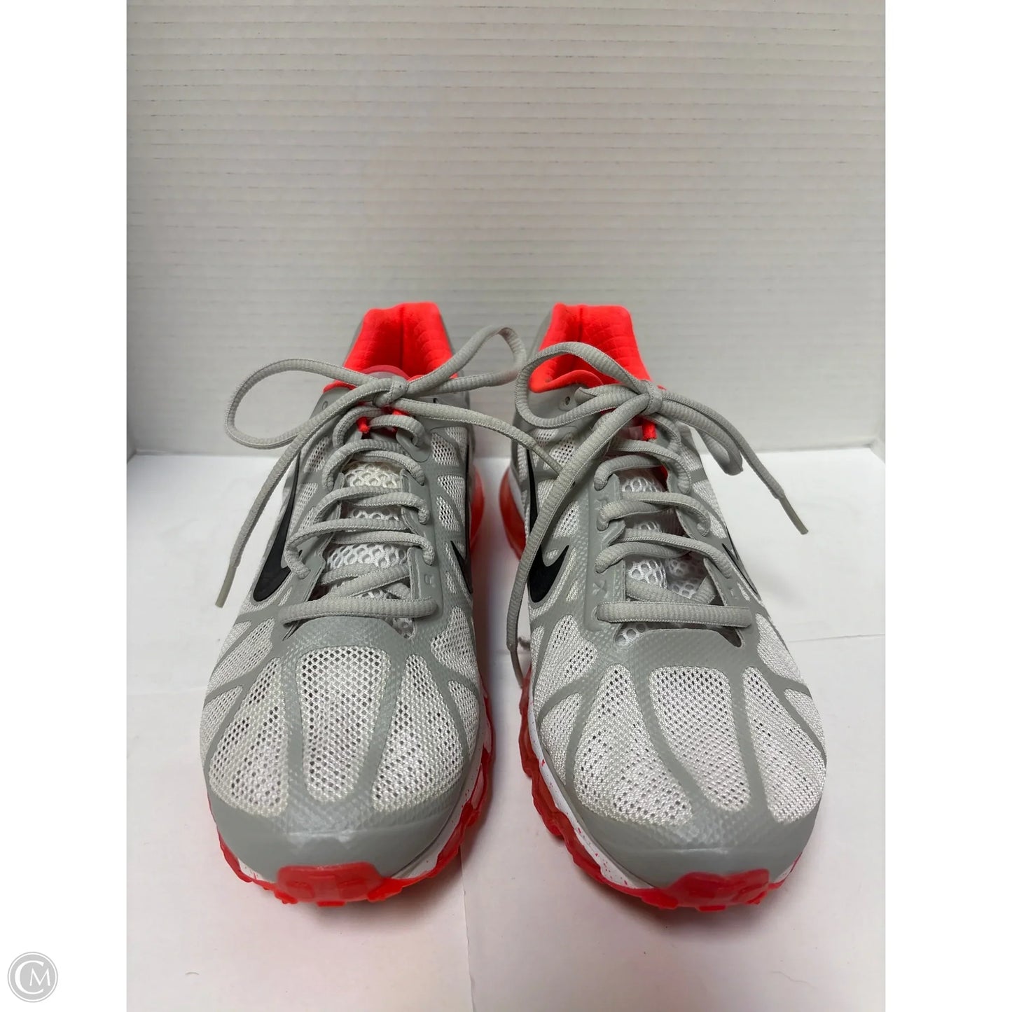 Shoes Athletic By Nike In Grey, Size: 9
