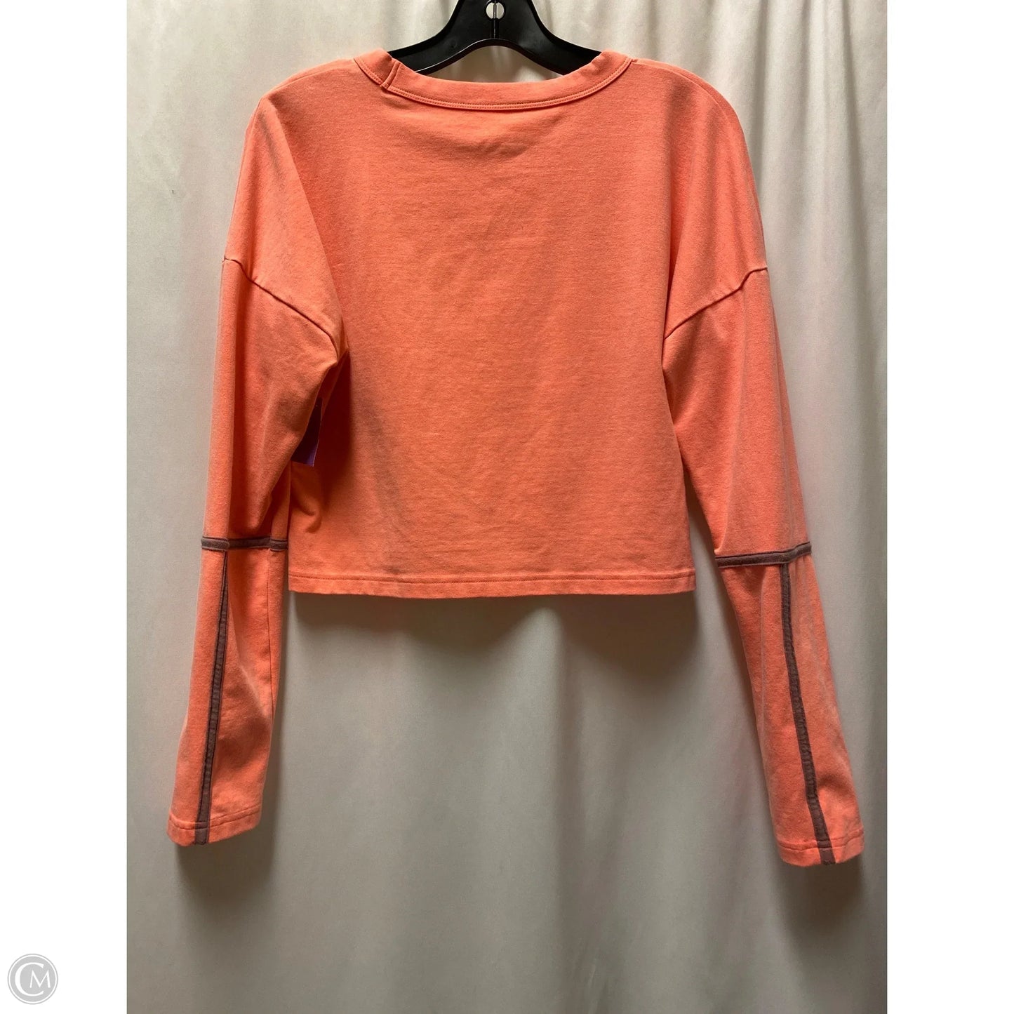 Athletic Top Long Sleeve Crewneck By Under Armour In Peach, Size: S