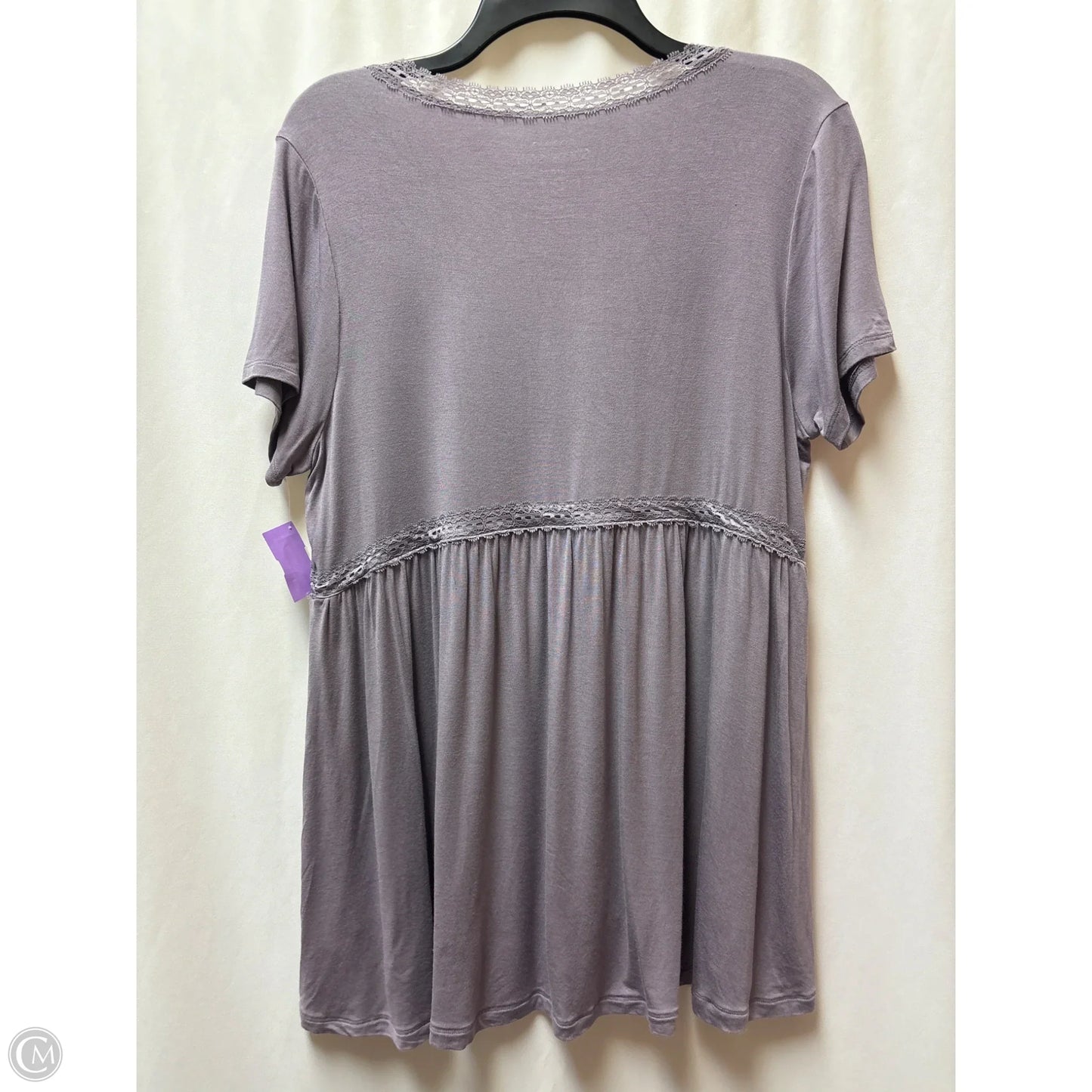 Top Short Sleeve By Torrid In Purple, Size: L