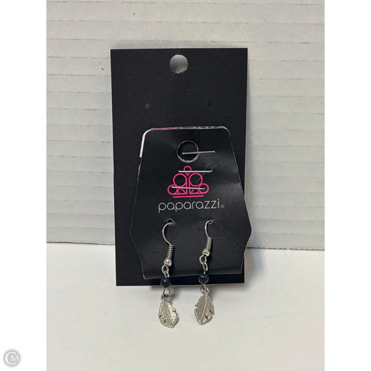 Earrings Dangle/drop By Paparazzi