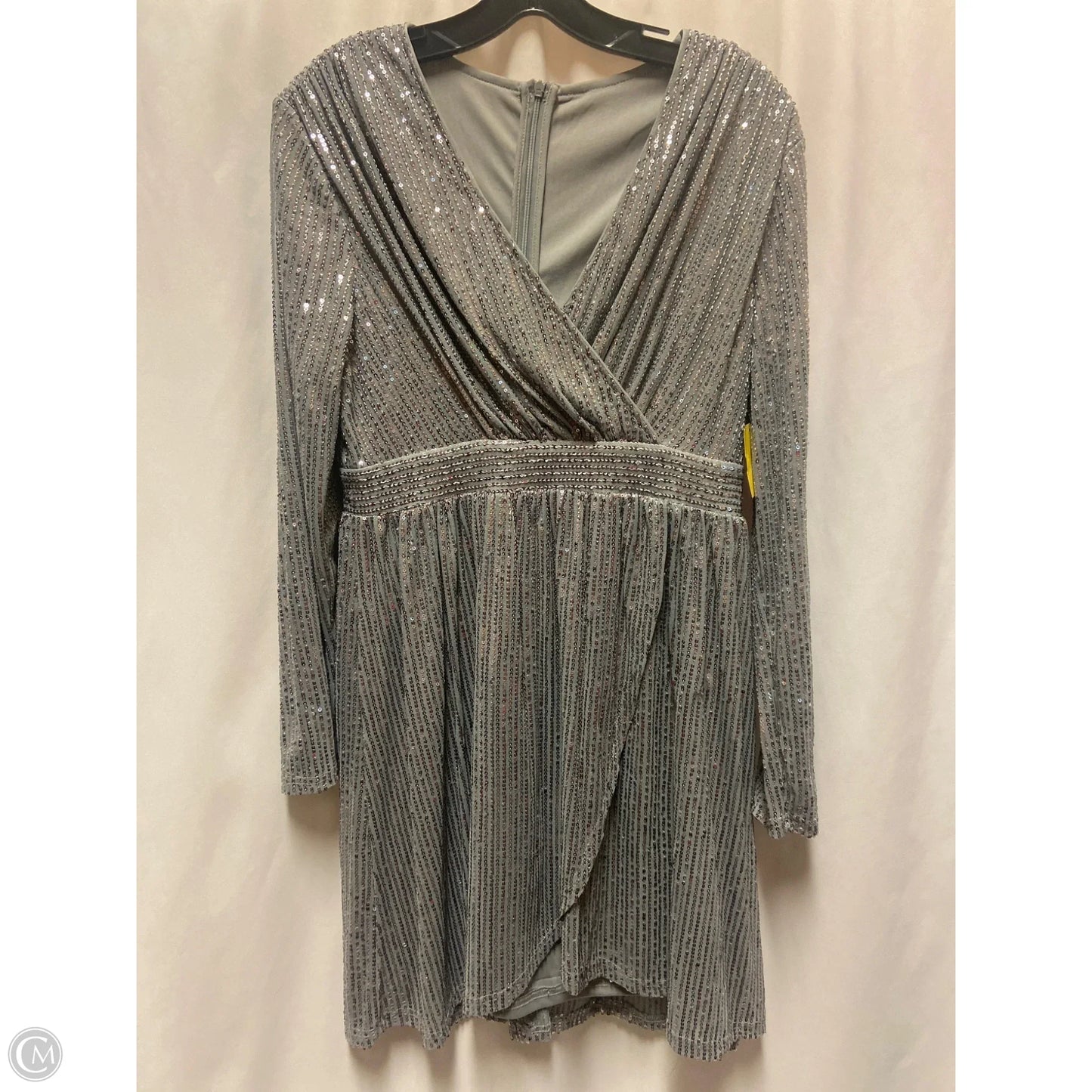 Dress Casual Midi By Clothes Mentor In Silver, Size: L