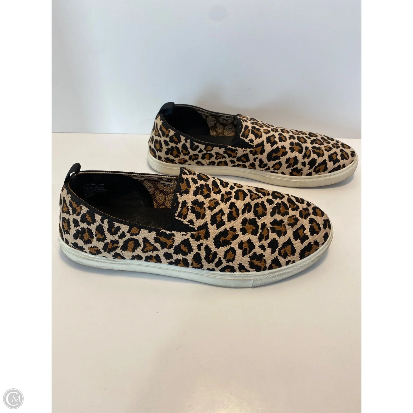 Shoes Flats By Torrid In Animal Print, Size: 12