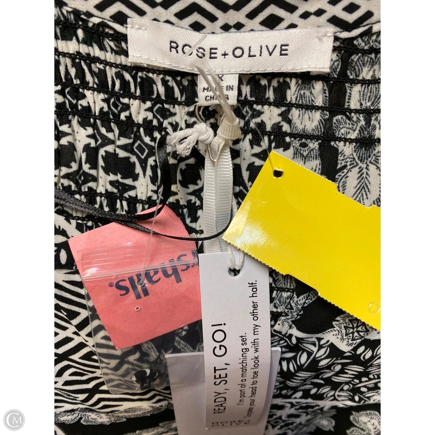 Top Long Sleeve By Rose And Olive In Black & White, Size: 1x