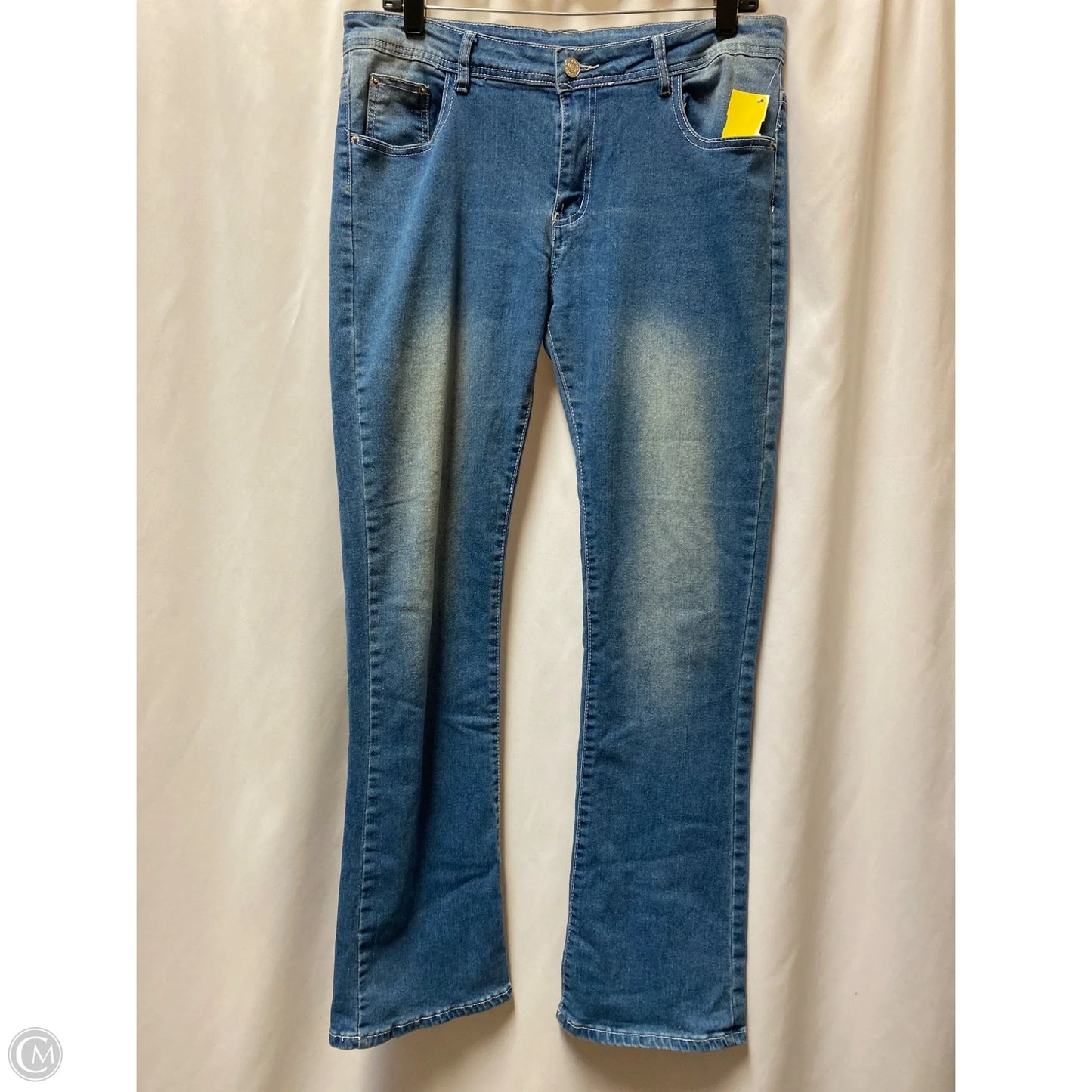 Jeans Flared By Clothes Mentor In Navy, Size: L