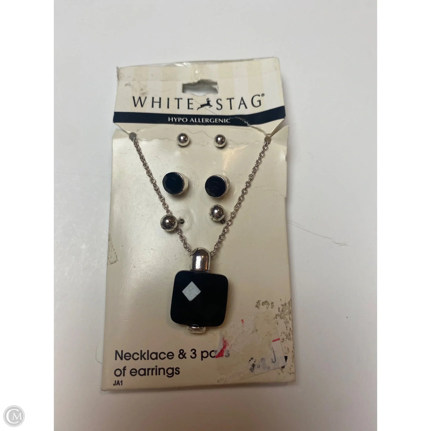 Necklace Set By White Stag, Size: 04 Piece Set