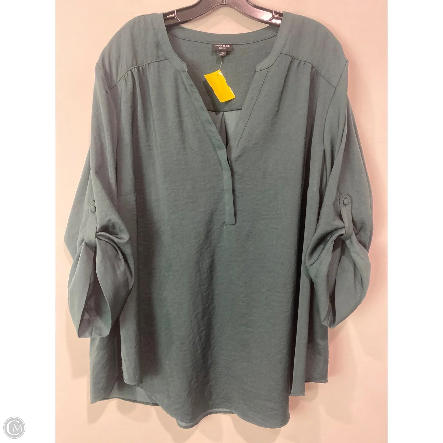Top Long Sleeve By Torrid In Green, Size: 3x