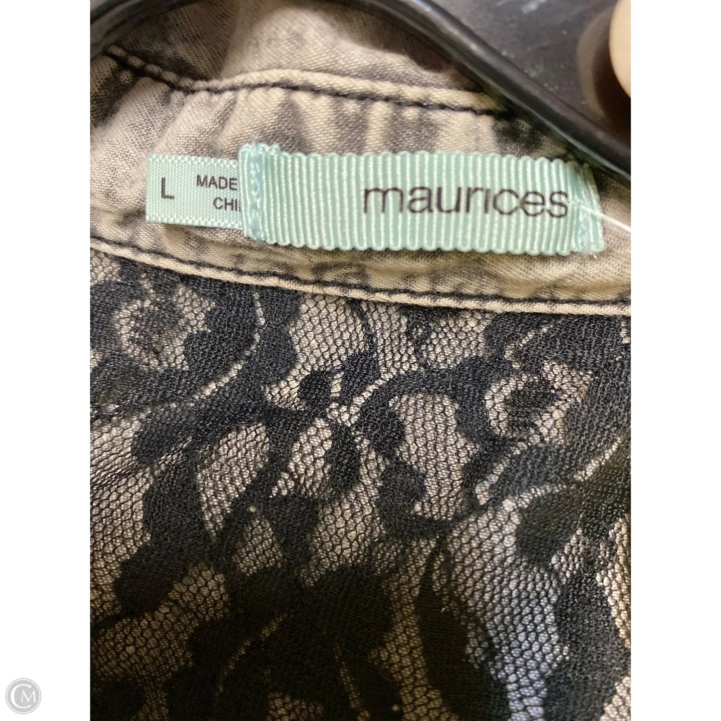 Top Long Sleeve By Maurices In Grey, Size: L