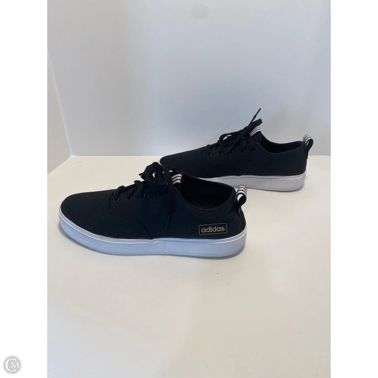 Shoes Sneakers By Adidas In Black, Size: 10