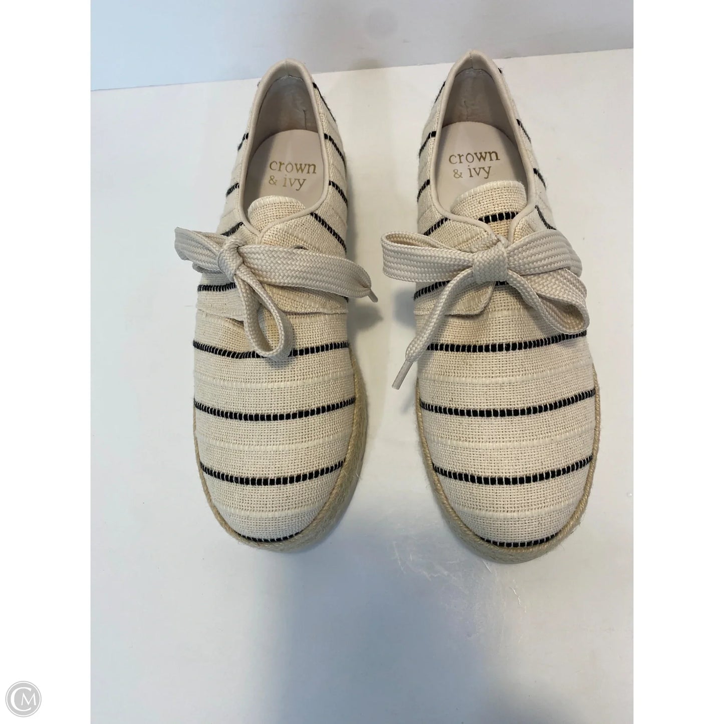 Shoes Sneakers By Crown And Ivy In Tan, Size: 8.5